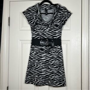 DG Zebra Print Women’s Cowl Neck Fitted Belted Waist Accent Midi Dress Size Med